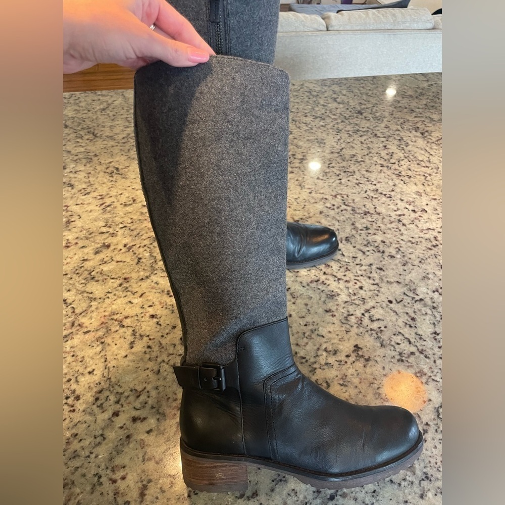 Elie Tahari Black leather and gray wool Boots size 8